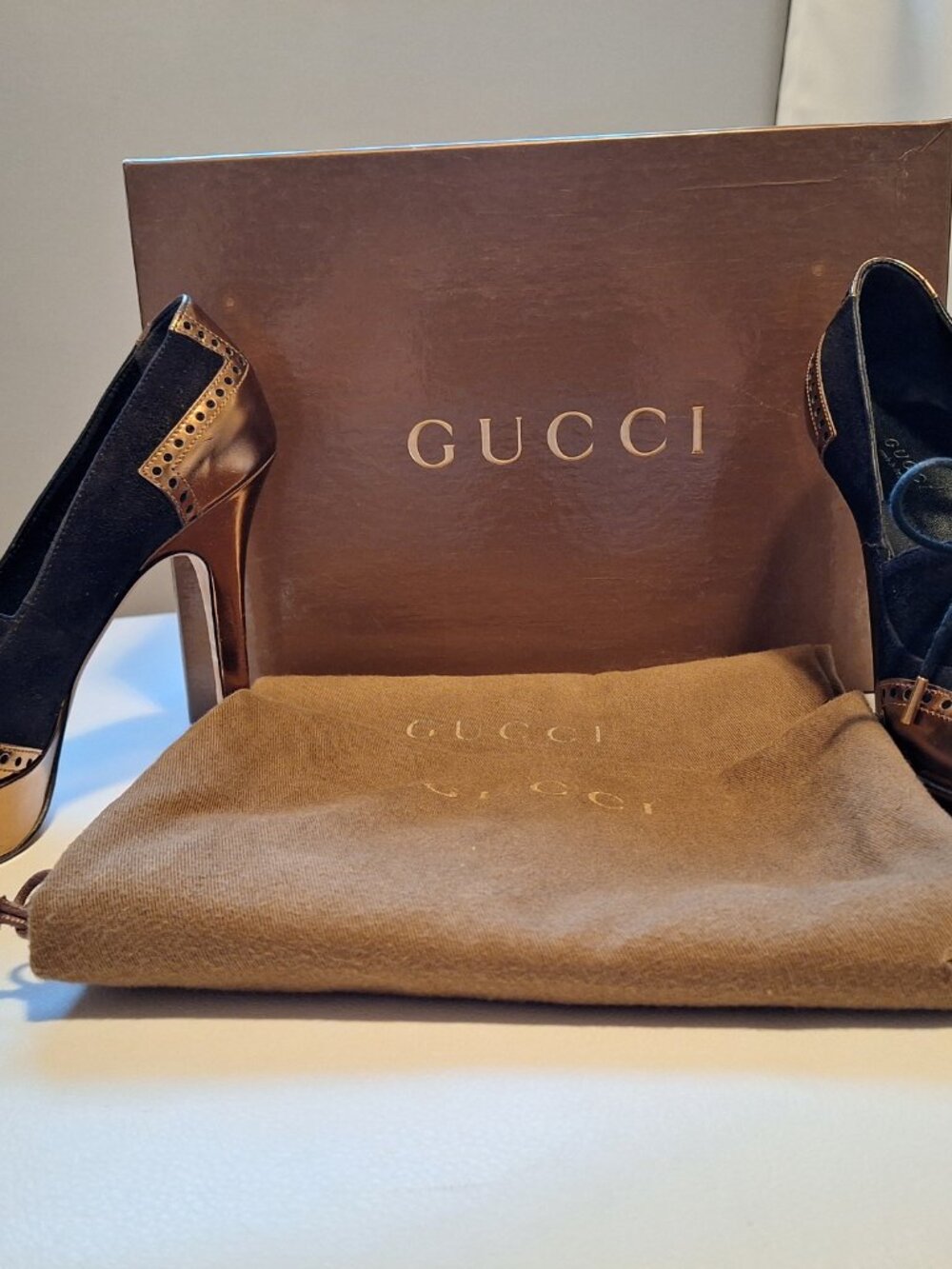 Gucci black and gold platform stiletto heels - Picture 7 of 16
